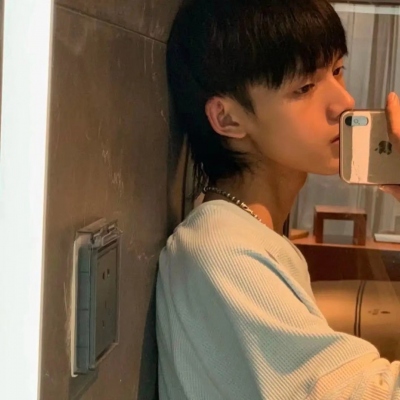 我的愿望是一夜暴富,米没有的话,抱你一夜也不错